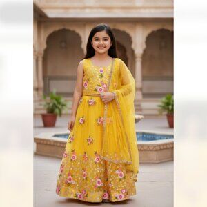 NEW Readymade Girls Lehenga Choli 3 PCS Set Ready To Wear Ethnic SZ-5/6 Yellow